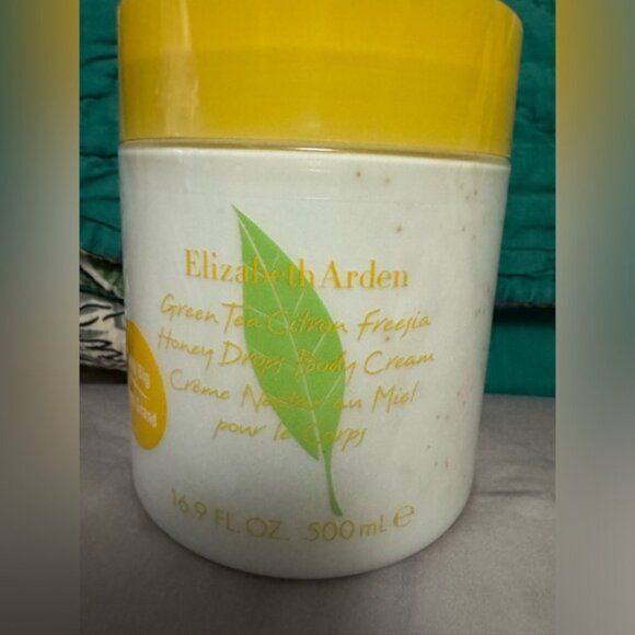 Elizabeth Arden Other - Elizabeth Arden Green Tea Citron Freesia Honey Drops Body care Unused